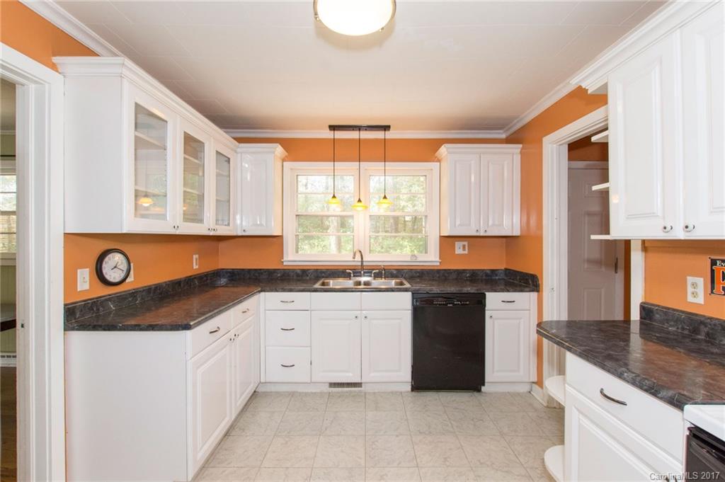 76 Pinedale Road Asheville NC 28805
