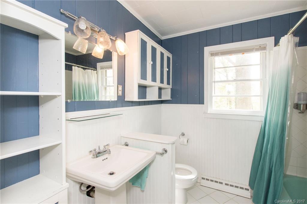 76 Pinedale Road Asheville NC 28805