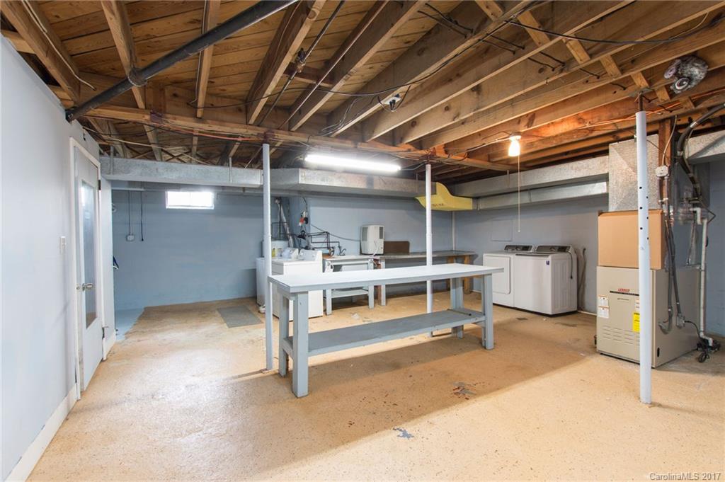 76 Pinedale Road Asheville NC 28805