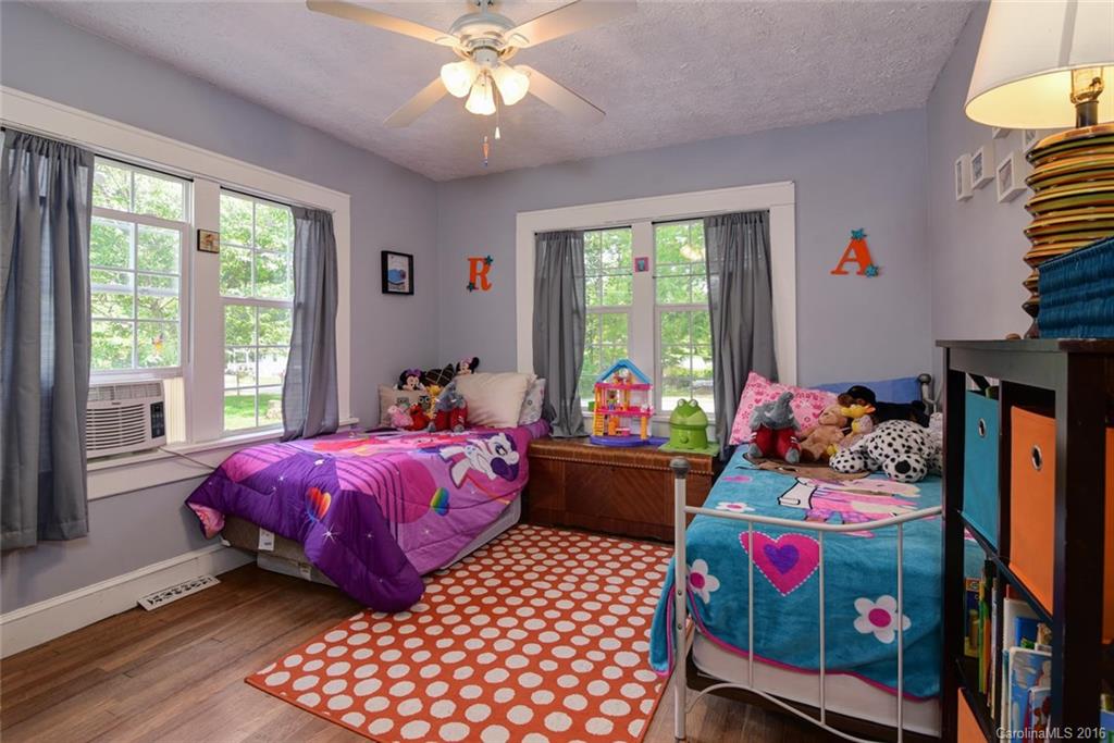 132 Onteora Boulevard Asheville NC 28803