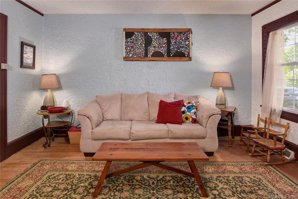 132 Onteora Boulevard Asheville NC 28803