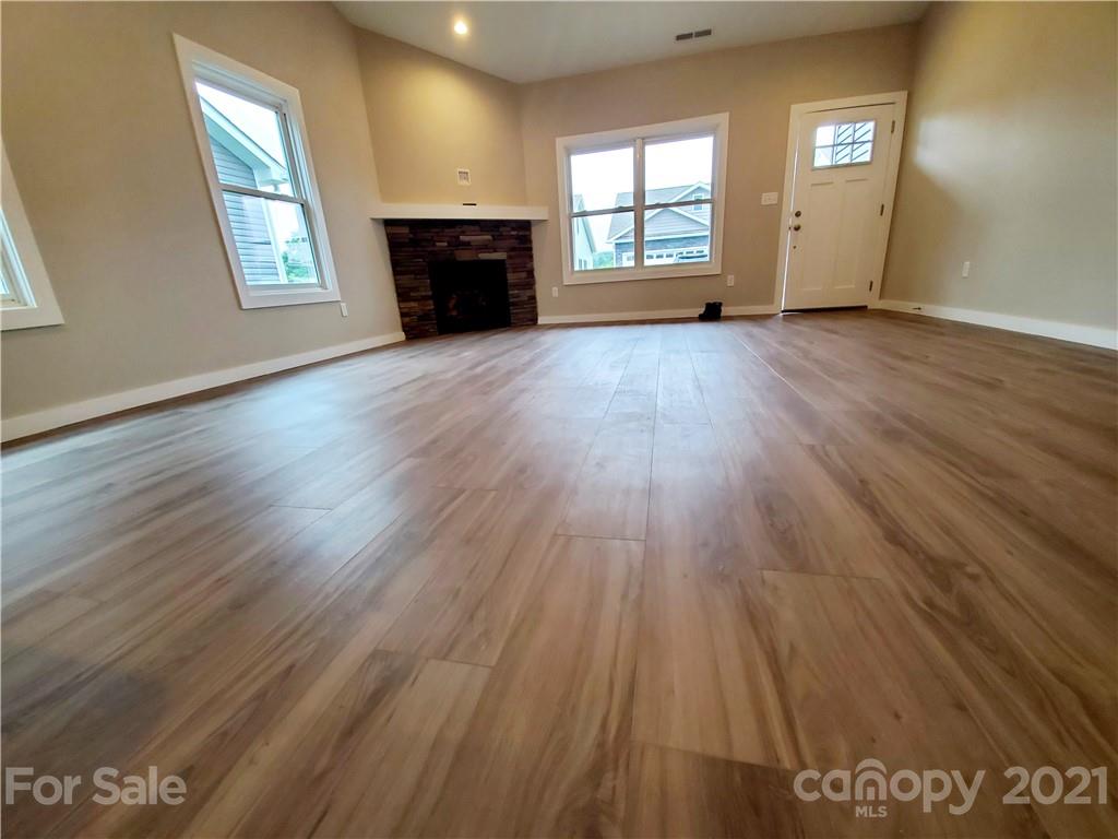 11 Sage Crest Loop Weaverville NC 28787