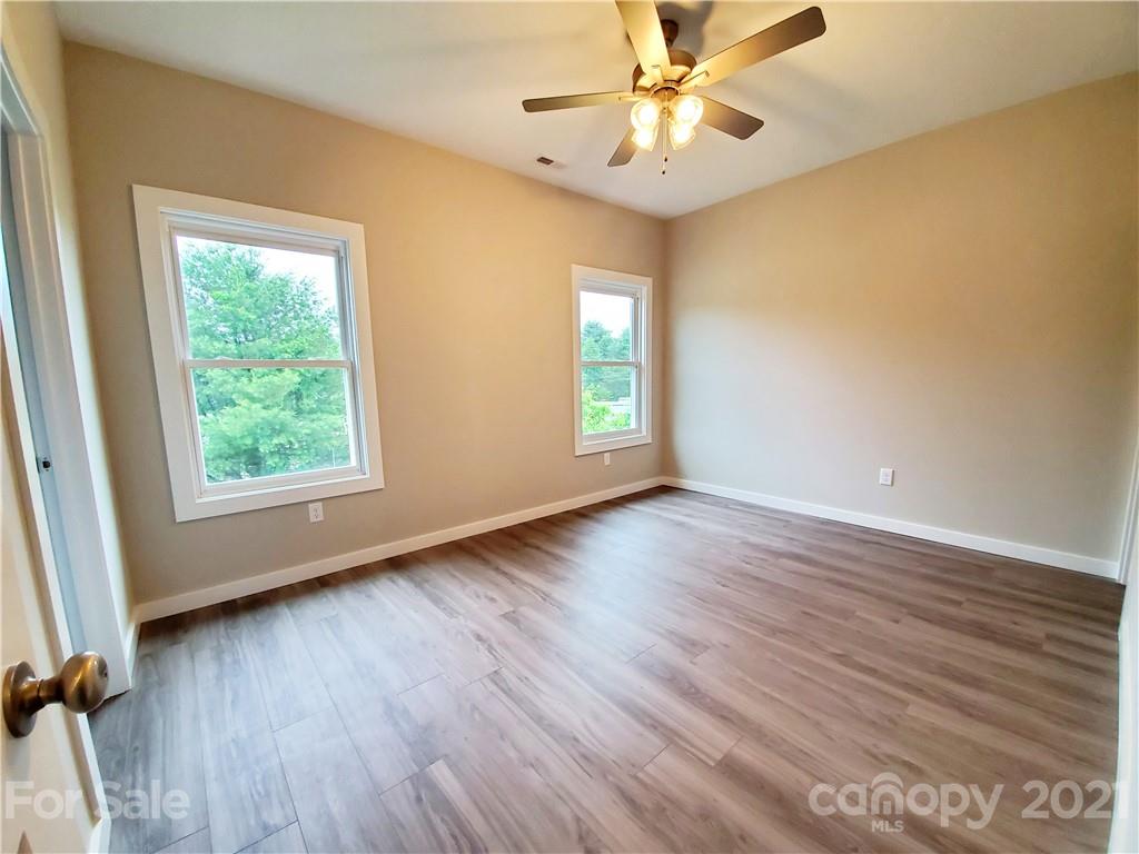 11 Sage Crest Loop Weaverville NC 28787