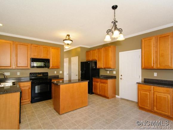 21 Yorktown Circle Arden NC 28704