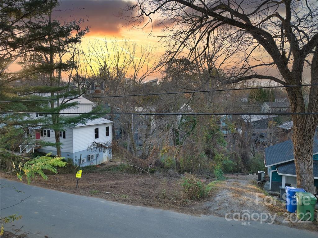 99999 Deaver Street Asheville NC 28806
