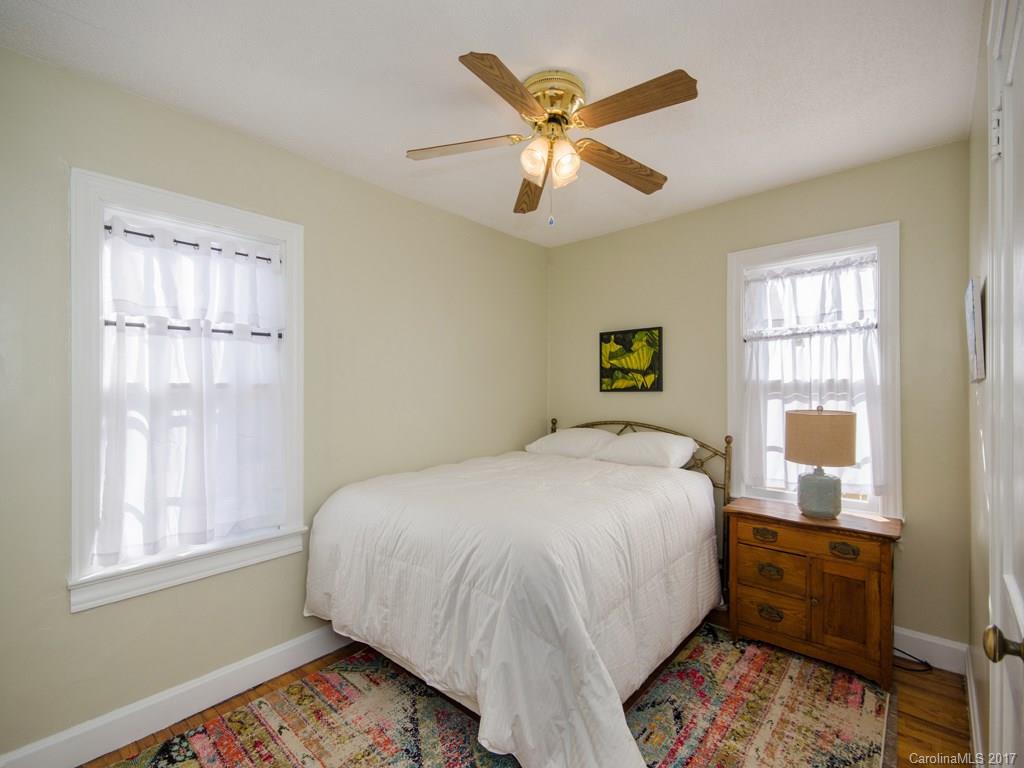 74 Covington Street Asheville NC 28806
