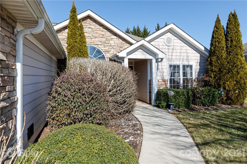 30 Slosman Drive Asheville NC 28806