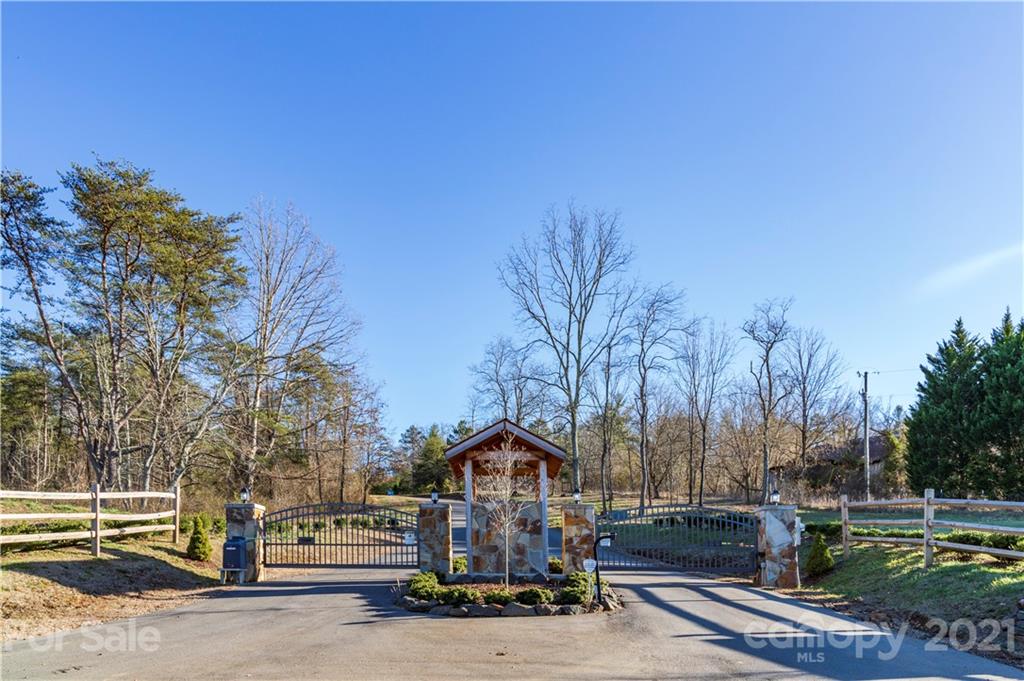 138 Saddle Ridge Drive Alexander NC 28701