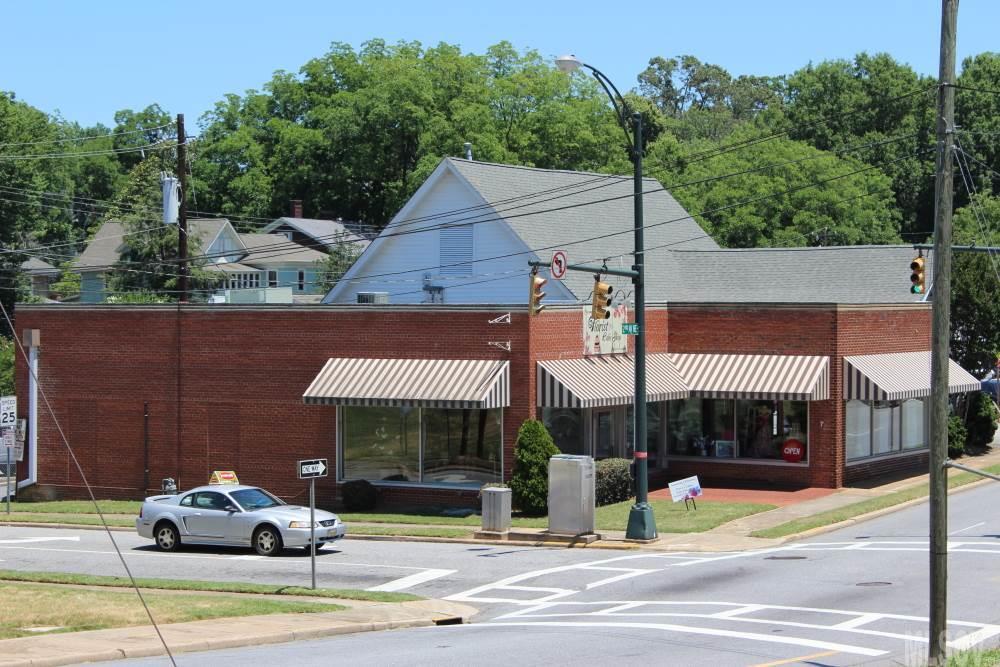 7 2nd Avenue Ne Hickory NC 28601