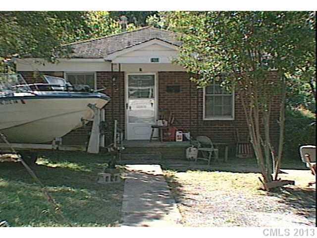 1933 Street Luke Street Charlotte NC 28216