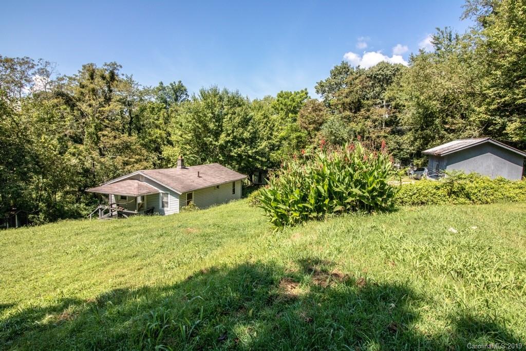 12 Strawflower Lane Asheville NC 28806