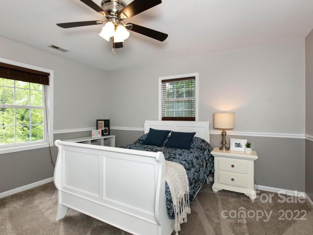 15 Devonshire Court Candler NC 28715