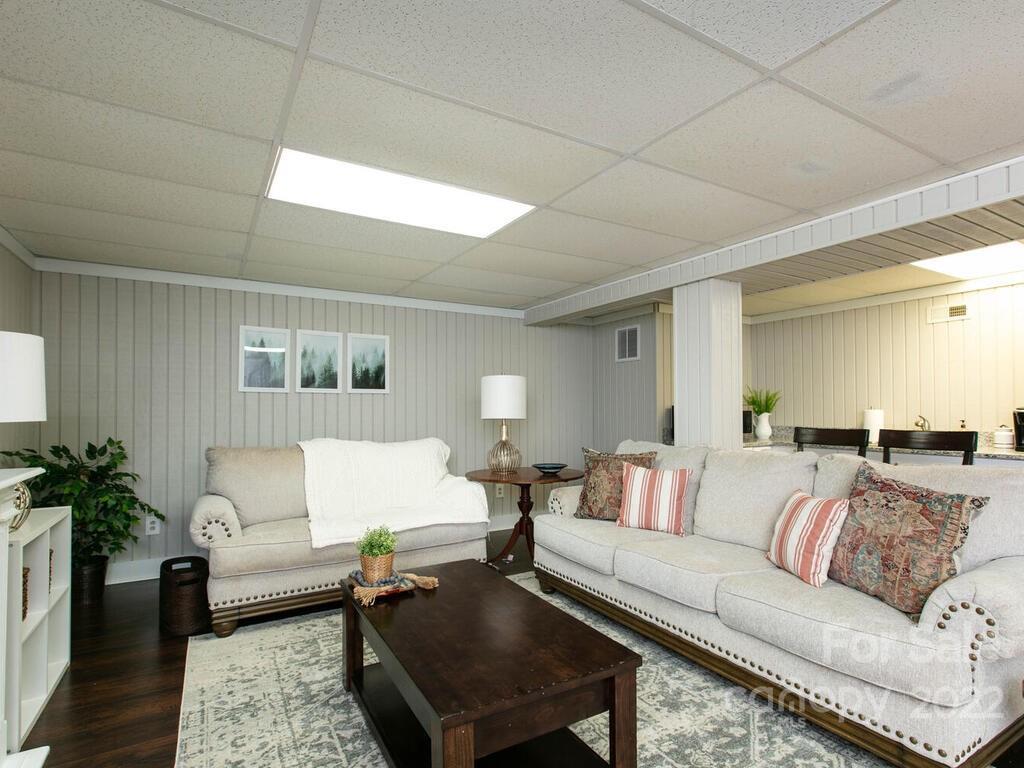 15 Devonshire Court Candler NC 28715