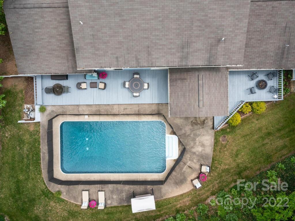 15 Devonshire Court Candler NC 28715