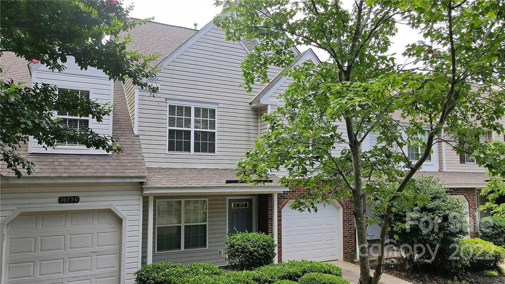 10726 Sleigh Bell Lane Charlotte NC 28216
