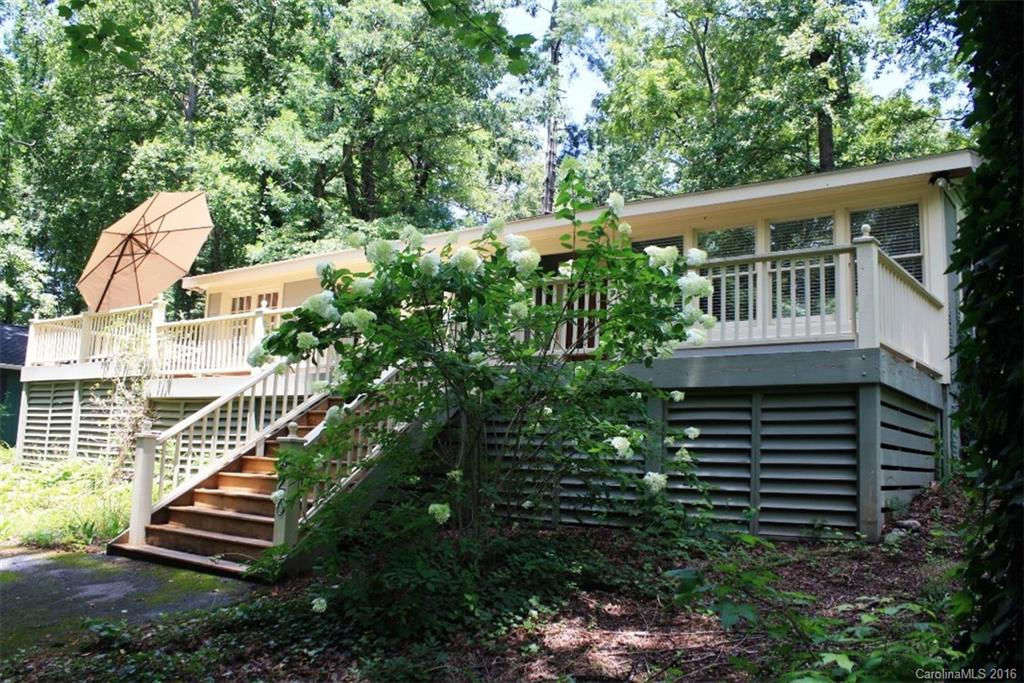 120 Homewood Drive Saluda NC 28773