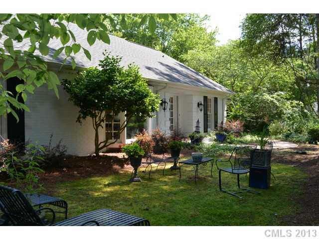 5700 Lake Providence Lane Charlotte NC 28277