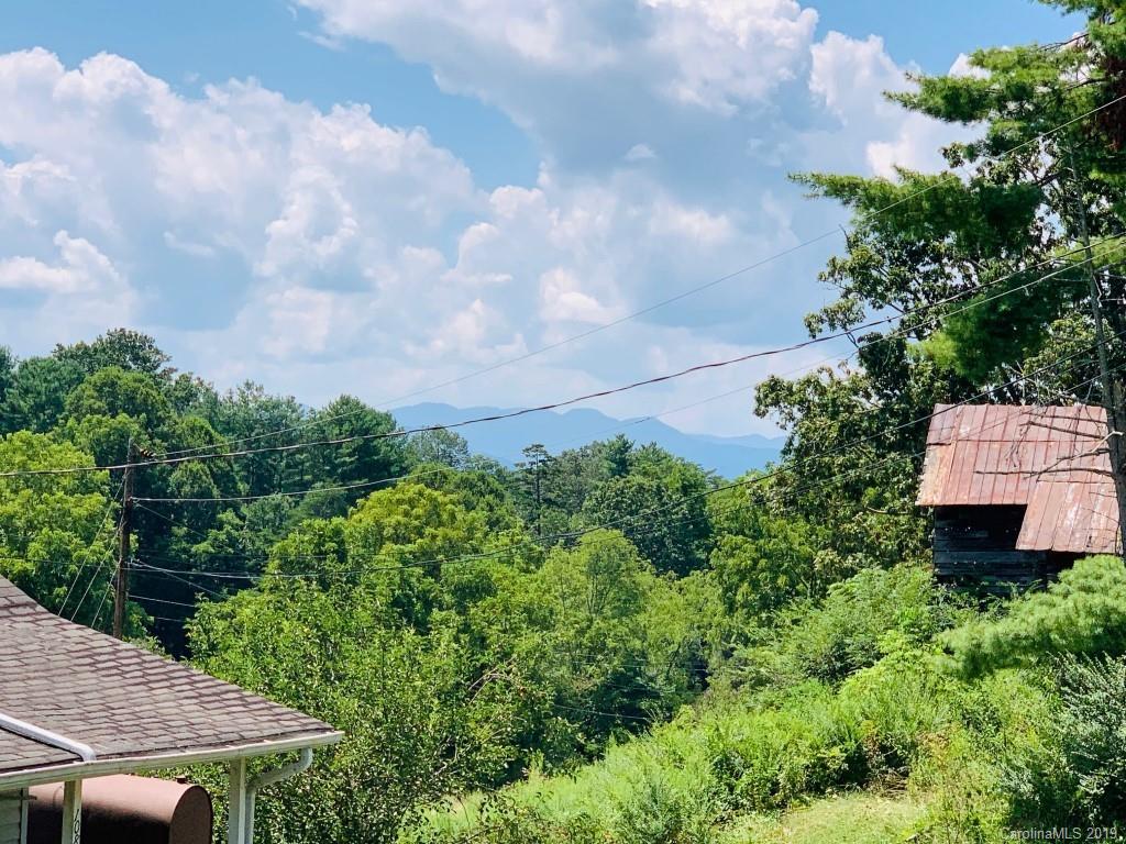 108 Church Street Weaverville NC 28787