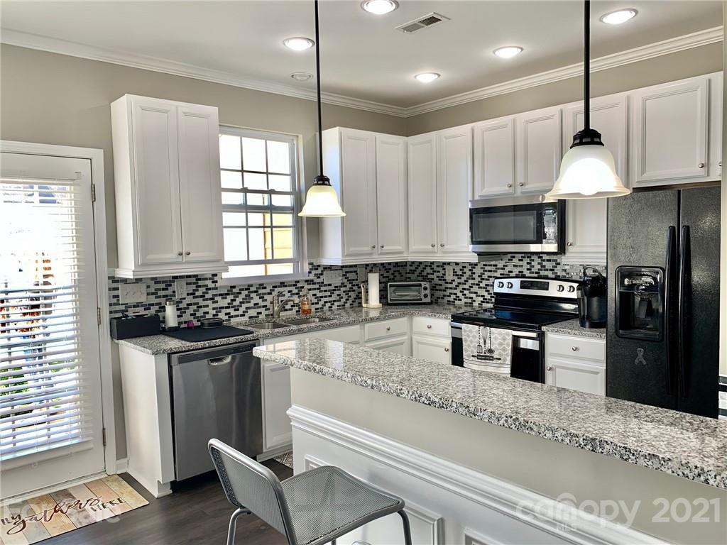 8037 Lynwood Square Waxhaw NC 28173