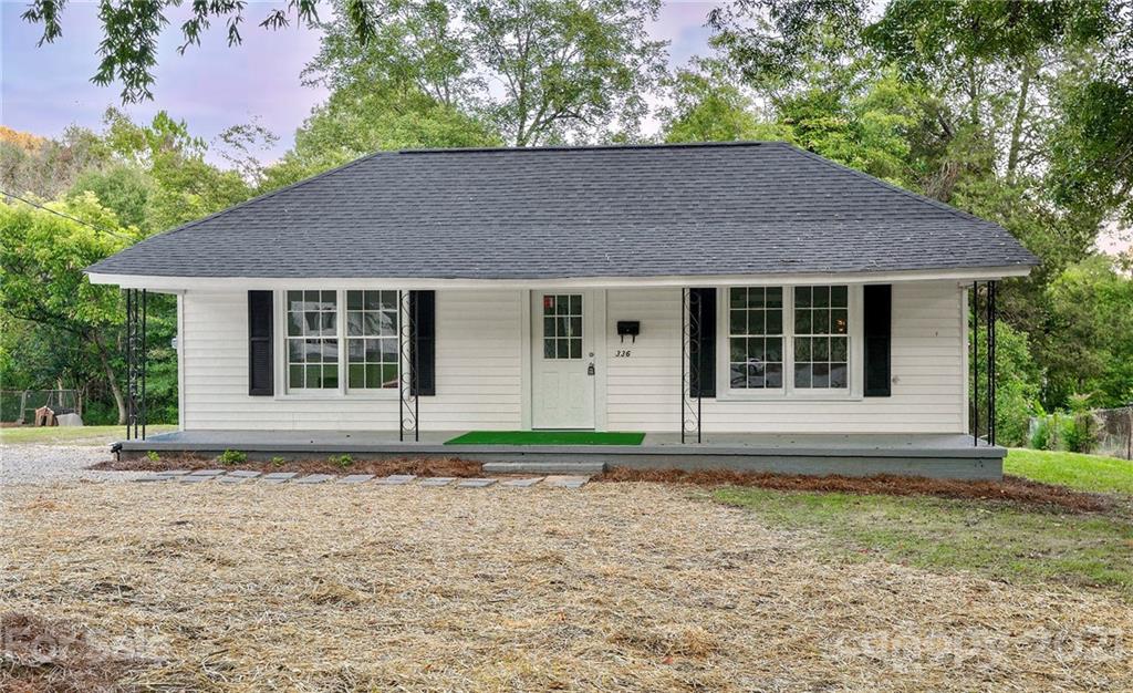 336 E Catawba Avenue Mooresville NC 28115