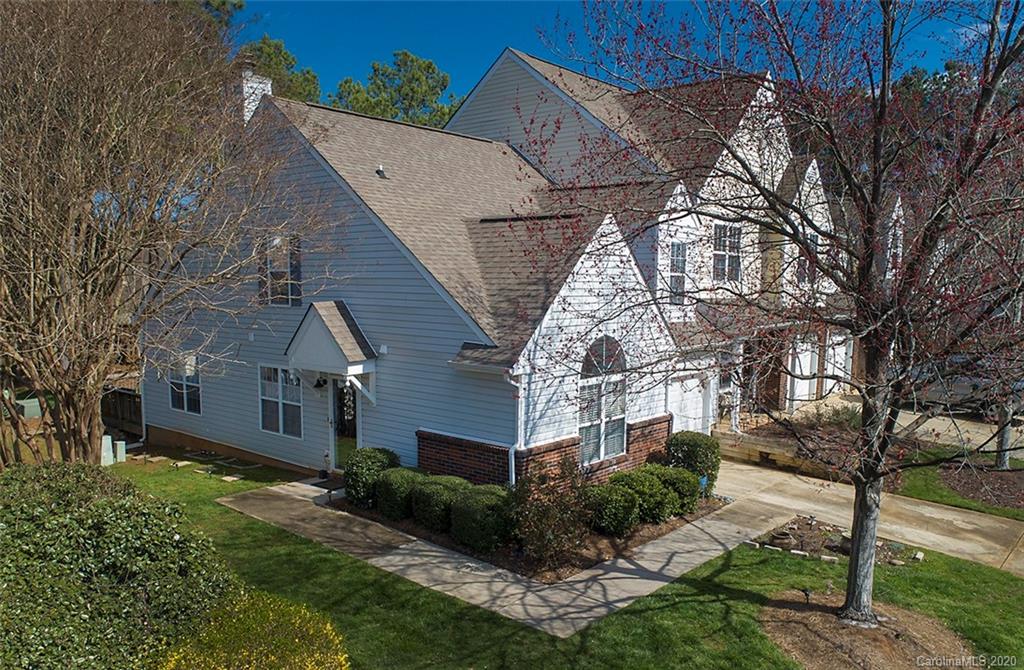 8209 Churchton Place Charlotte NC 28277