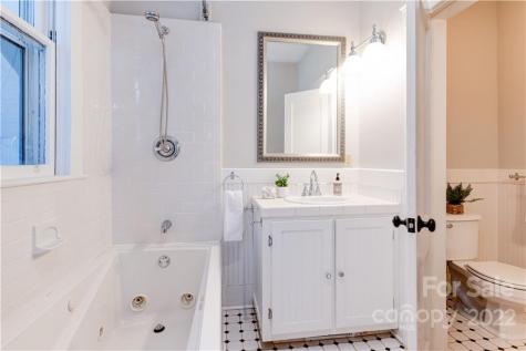 123 Edwin Place Asheville NC 28801