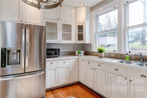 123 Edwin Place Asheville NC 28801