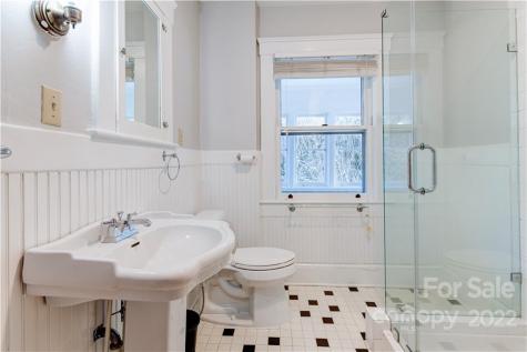 123 Edwin Place Asheville NC 28801