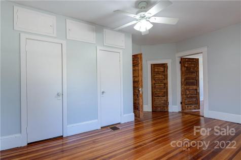123 Edwin Place Asheville NC 28801