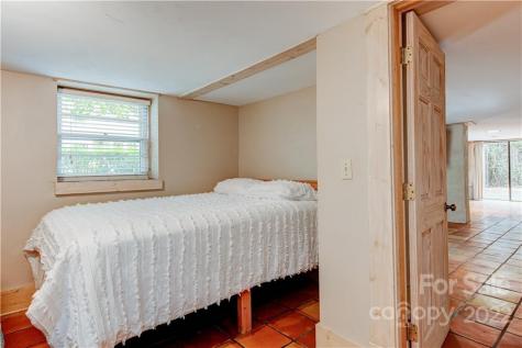 123 Edwin Place Asheville NC 28801