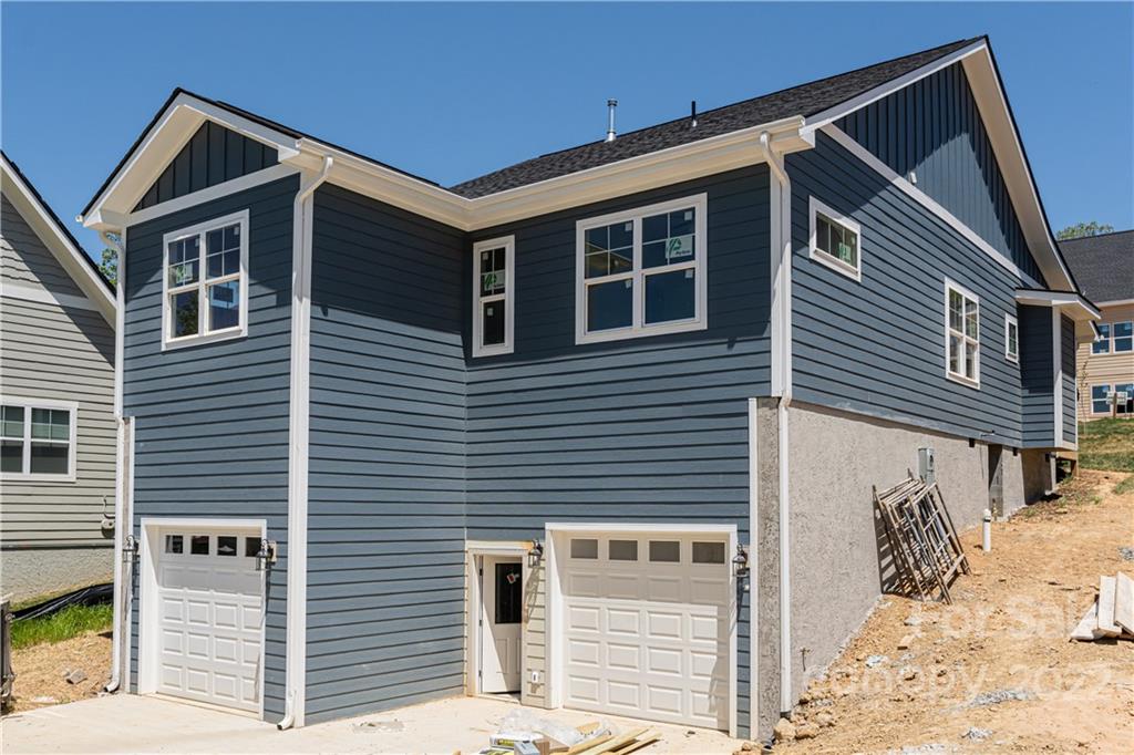 221 Oak Meadow Lane Asheville NC 28804