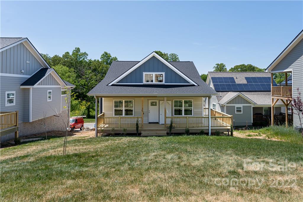 221 Oak Meadow Lane Asheville NC 28804
