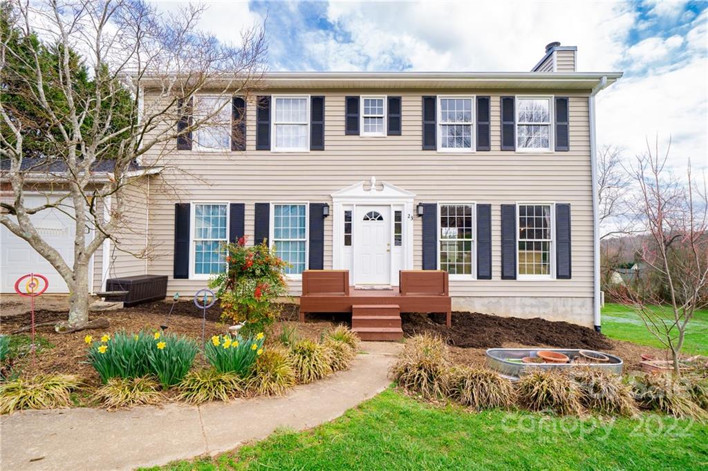 23 Pleasant Run Asheville NC 28806