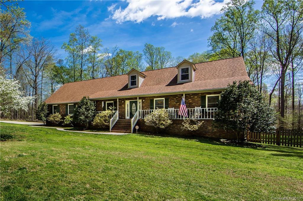 208 Eslynn Road Mount Holly NC 28120