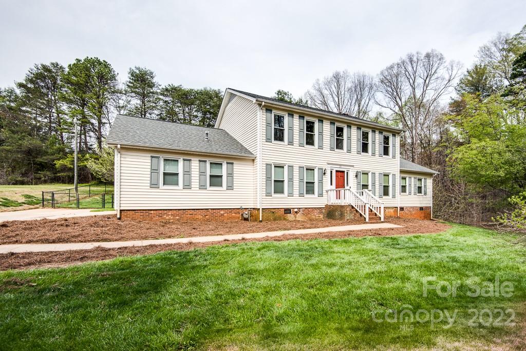 1171 37th Avenue Drive NE Hickory NC 28601
