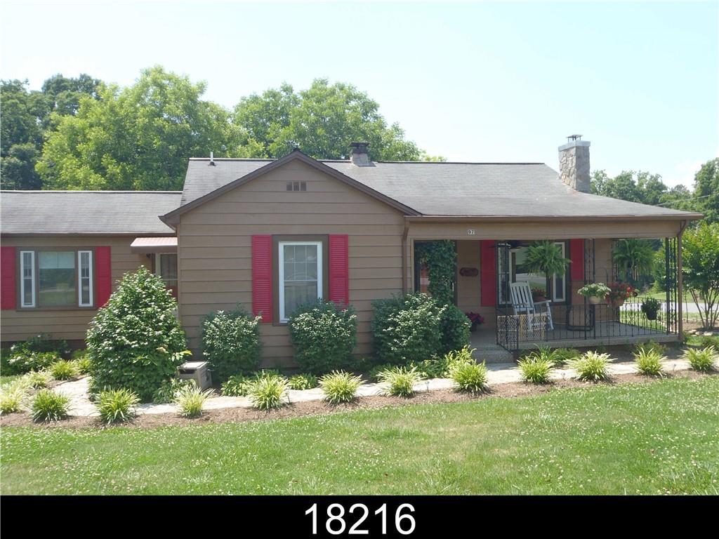 97 40th Street Nw Hickory NC 28601