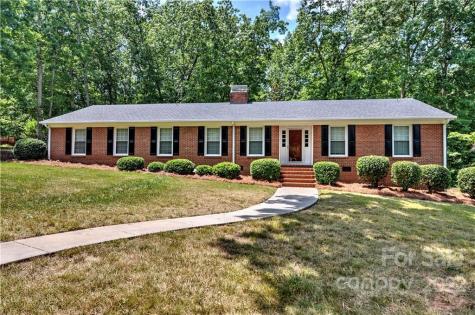 1110 Oak Hill Drive Monroe NC 28112