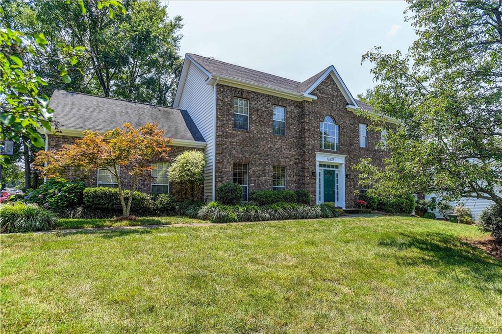 12425 Woodbend Drive Matthews NC 28105