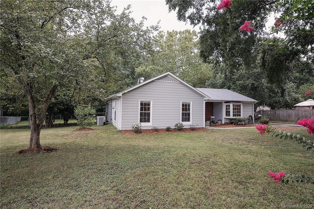 10917 Flat Iron Road Charlotte NC 28226