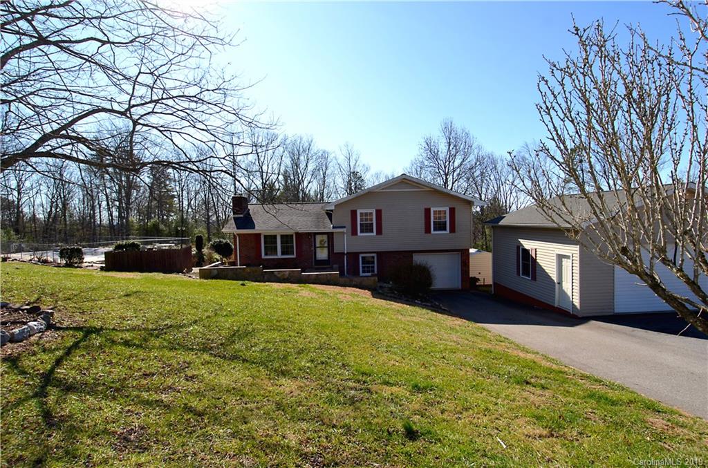 1321 Old Nc 105 Nebo NC 28761
