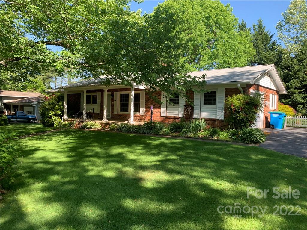 4 Sunset Lane Swannanoa NC 28778