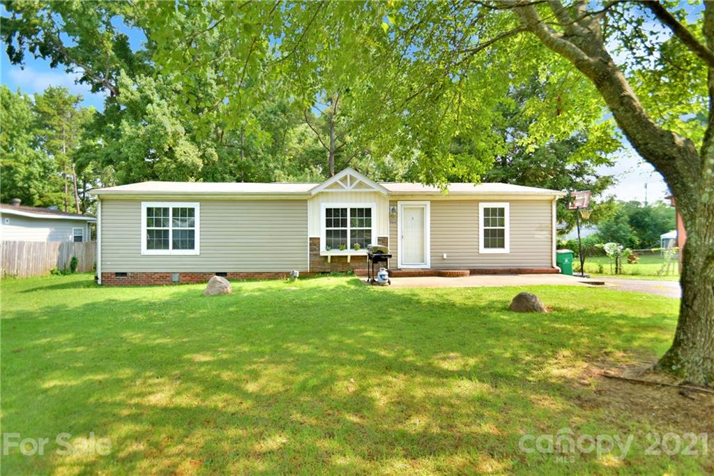9809 Townsbury Place Charlotte NC 28215