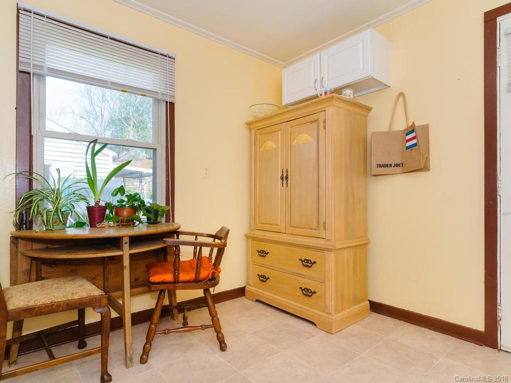 338 Riverview Drive Asheville NC 28806