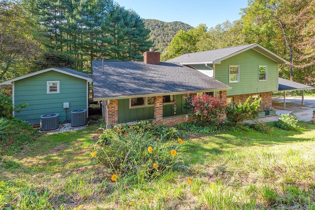 1037 N Country Club Drive Cullowhee NC 28723