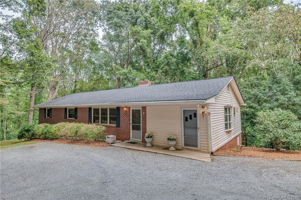 222 E Constance Street Columbus NC 28722