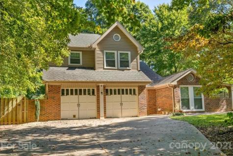 7134 Forest Hills Drive Denver NC 28037