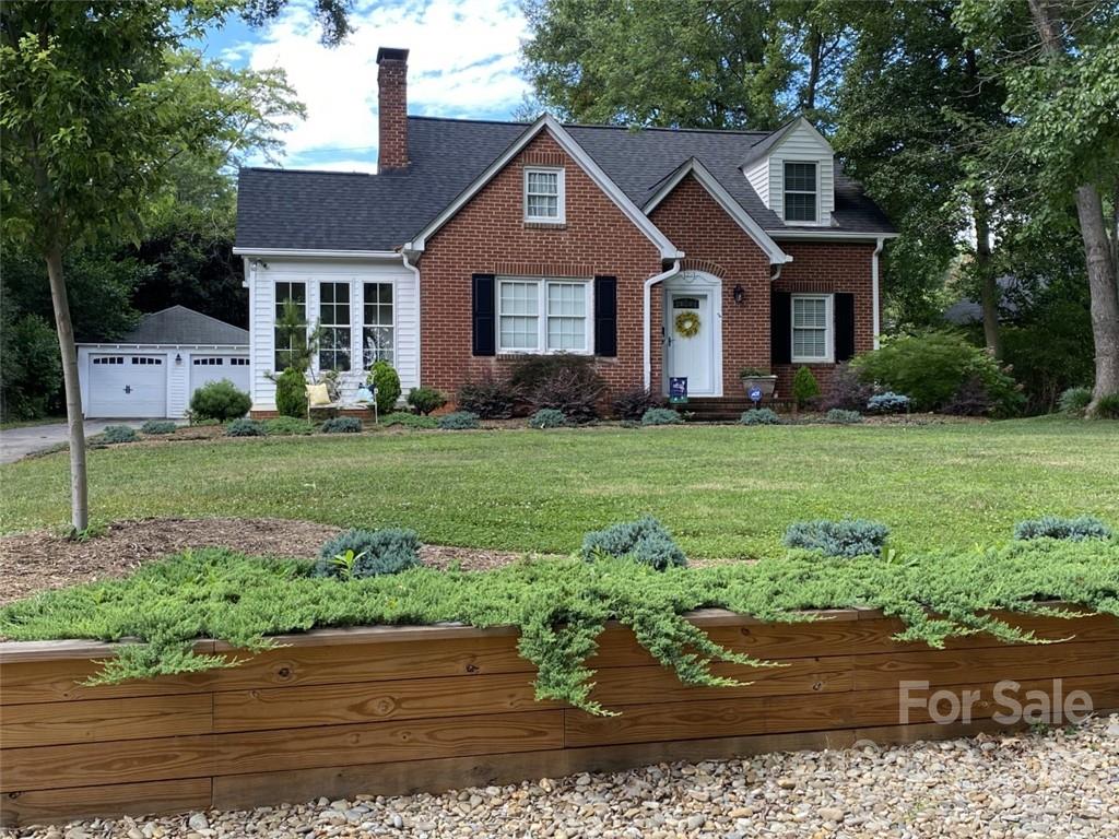 1221 Oakwood Avenue Gastonia NC 28052