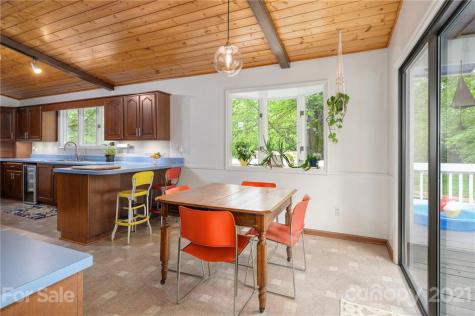 9 Tracy Lane Weaverville NC 28787