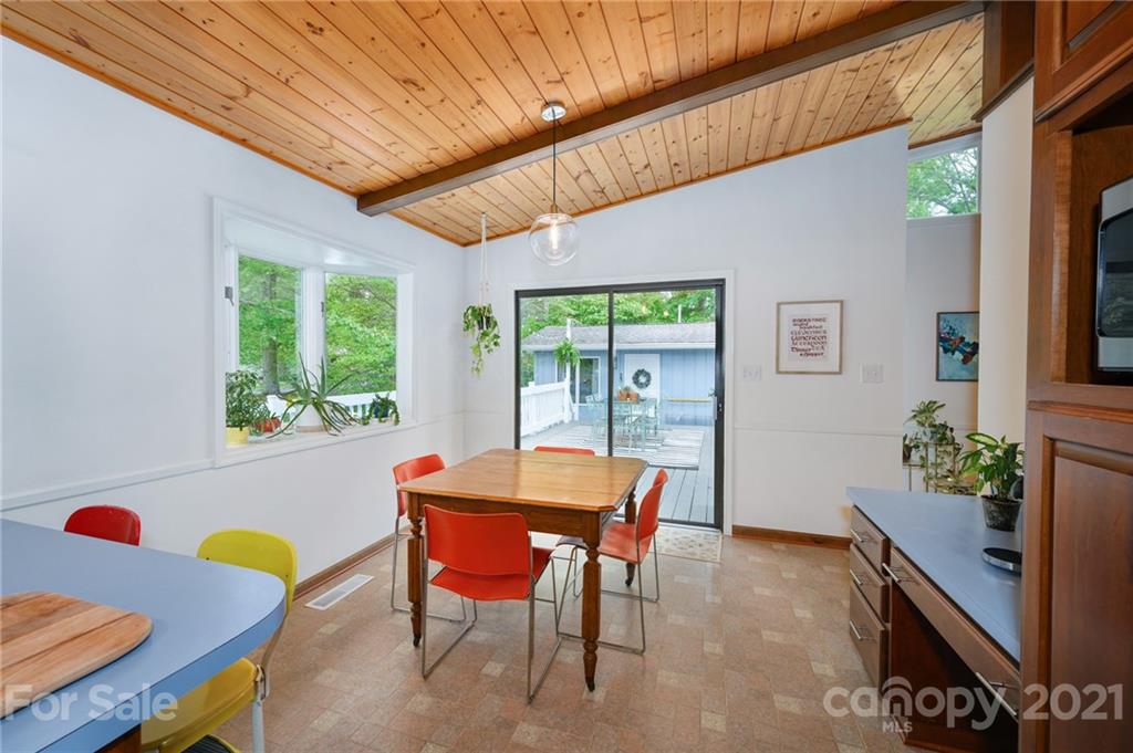 9 Tracy Lane Weaverville NC 28787