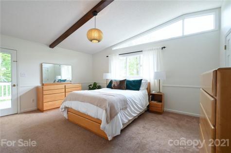 9 Tracy Lane Weaverville NC 28787